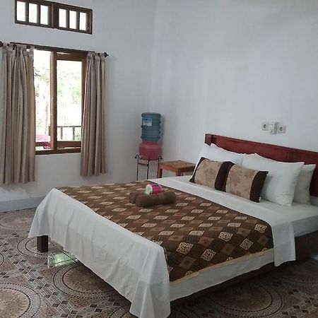 Putri Homestay Gili Meno Εξωτερικό φωτογραφία