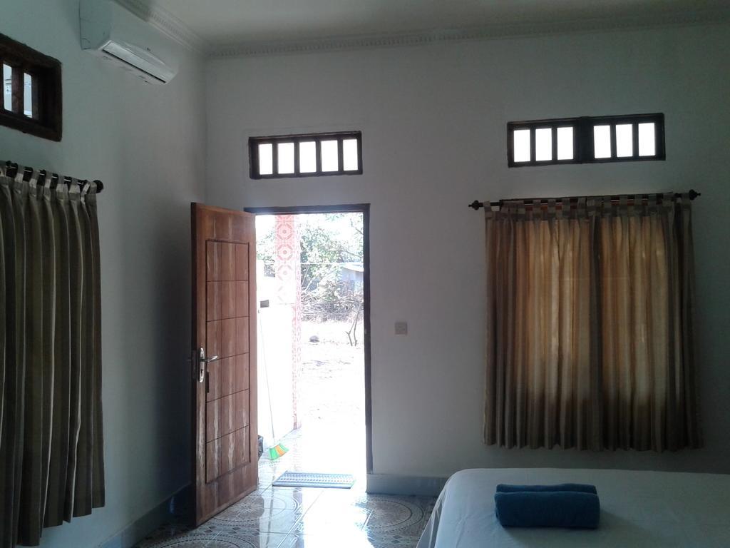 Putri Homestay Gili Meno Δωμάτιο φωτογραφία