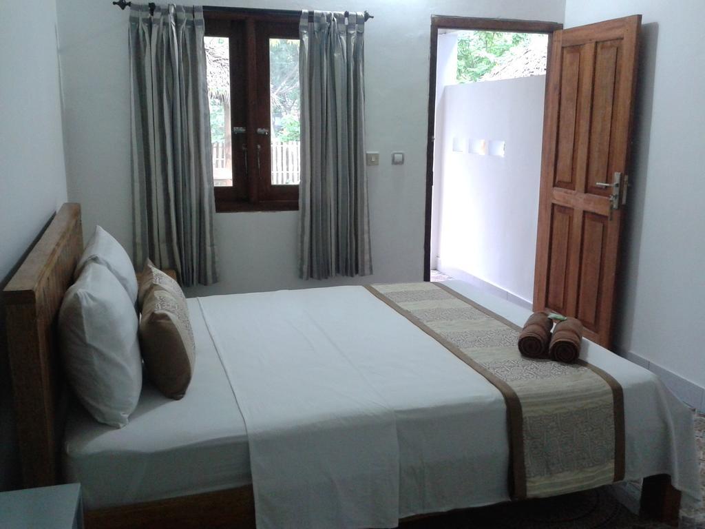 Putri Homestay Gili Meno Εξωτερικό φωτογραφία