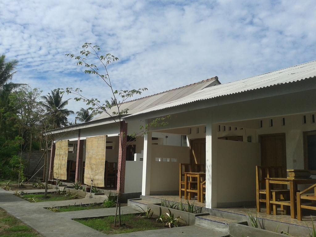 Putri Homestay Gili Meno Δωμάτιο φωτογραφία