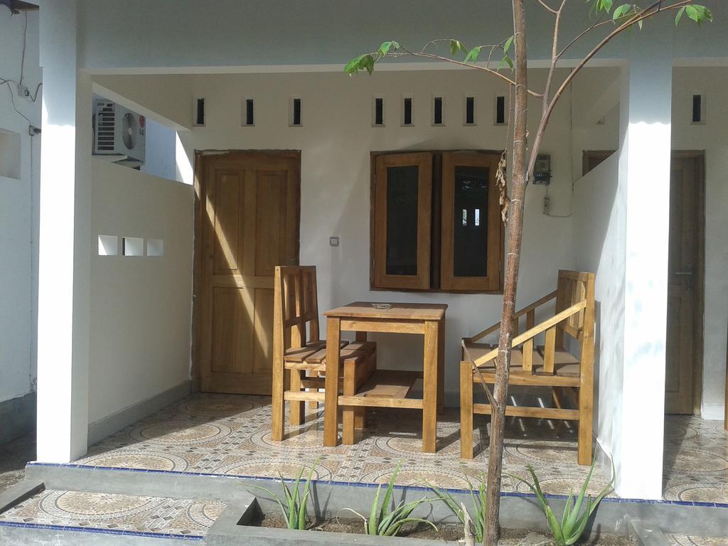 Putri Homestay Gili Meno Δωμάτιο φωτογραφία