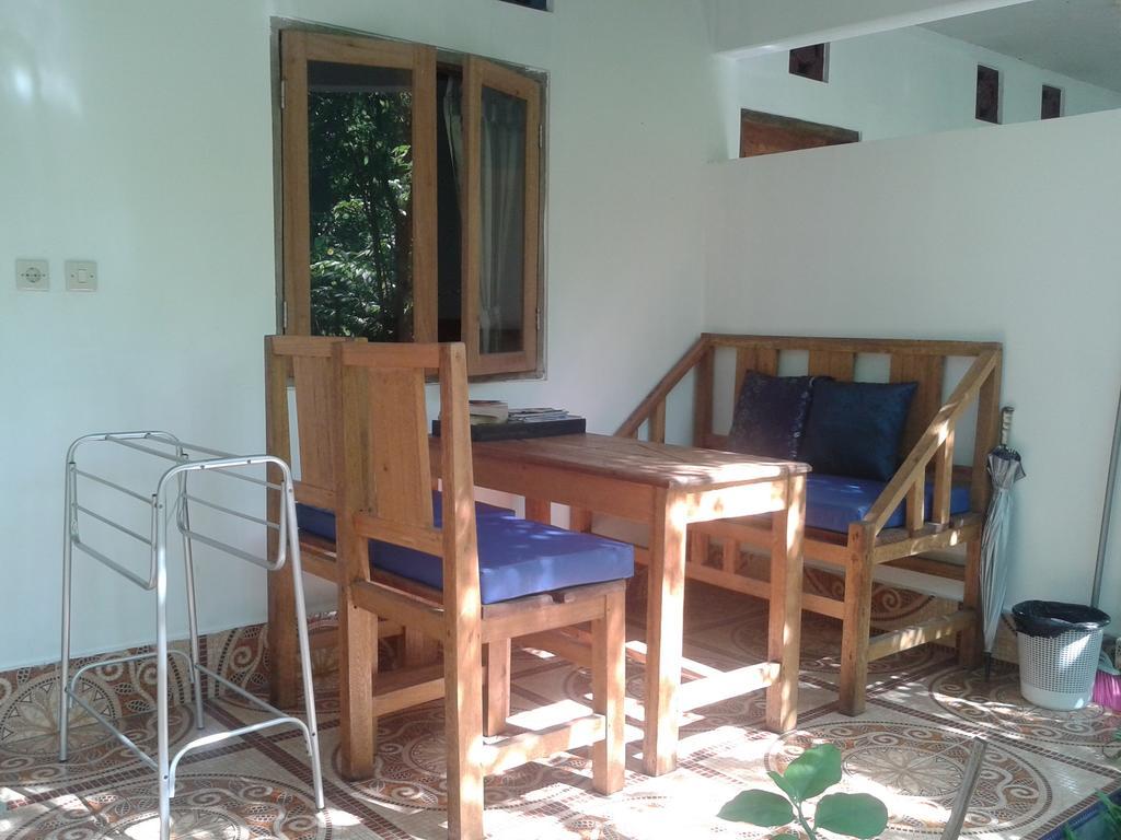 Putri Homestay Gili Meno Εξωτερικό φωτογραφία