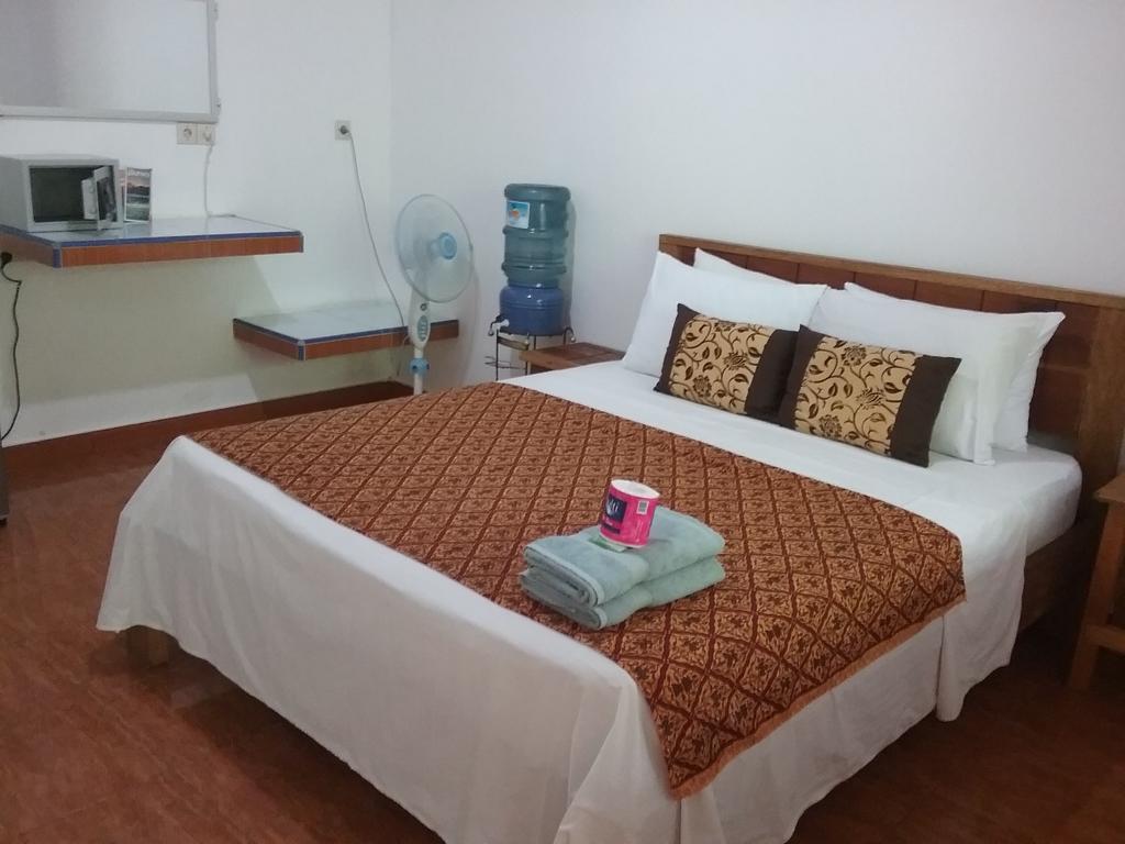 Putri Homestay Gili Meno Εξωτερικό φωτογραφία